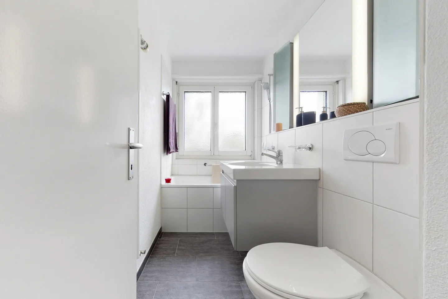 Emplacement parfait pour la vie quotidienne - Appartement central à Zuchwil ! - Photo 10 sur 11