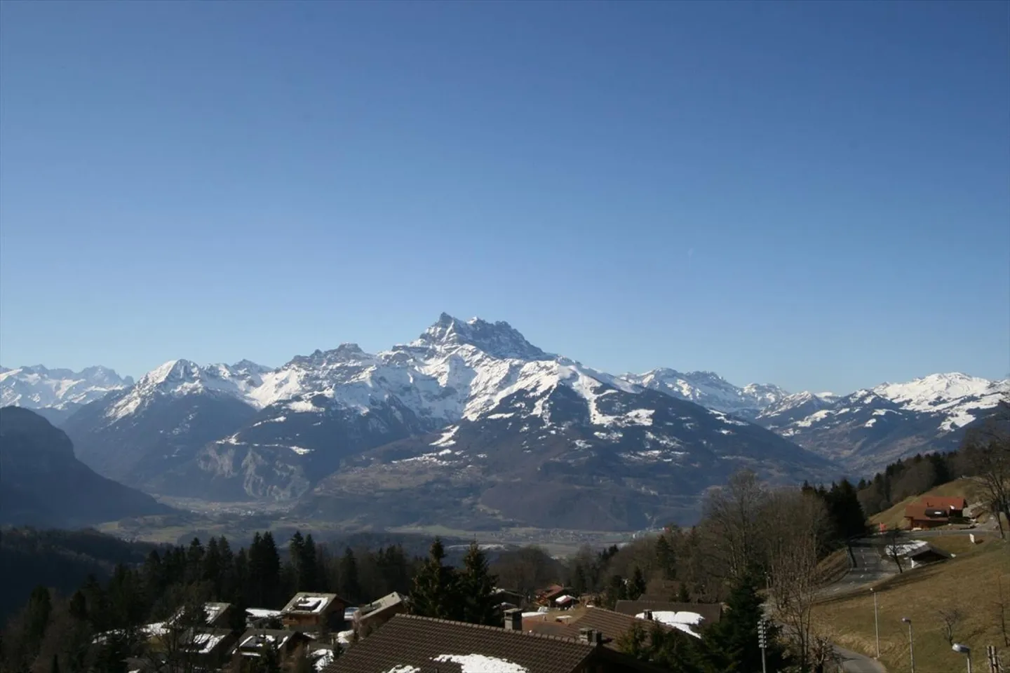 GARAGE MODERNE - LOCAL COMMERCIAL A LOUER A L'ANNEE - Photo 3 sur 3