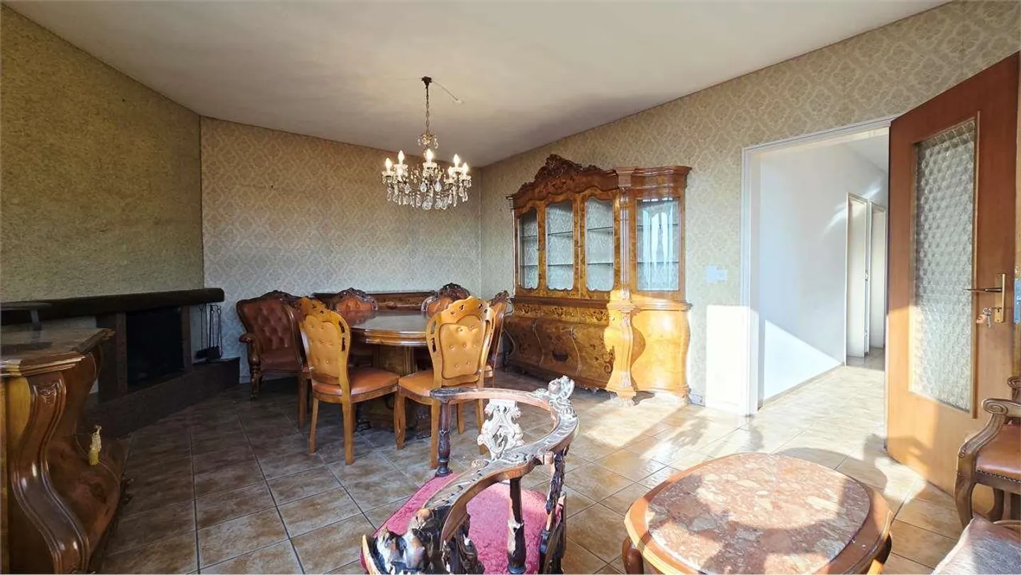 Semi-Detached House - Panoramic Attic with Income Apartment - Photo 10 of 13