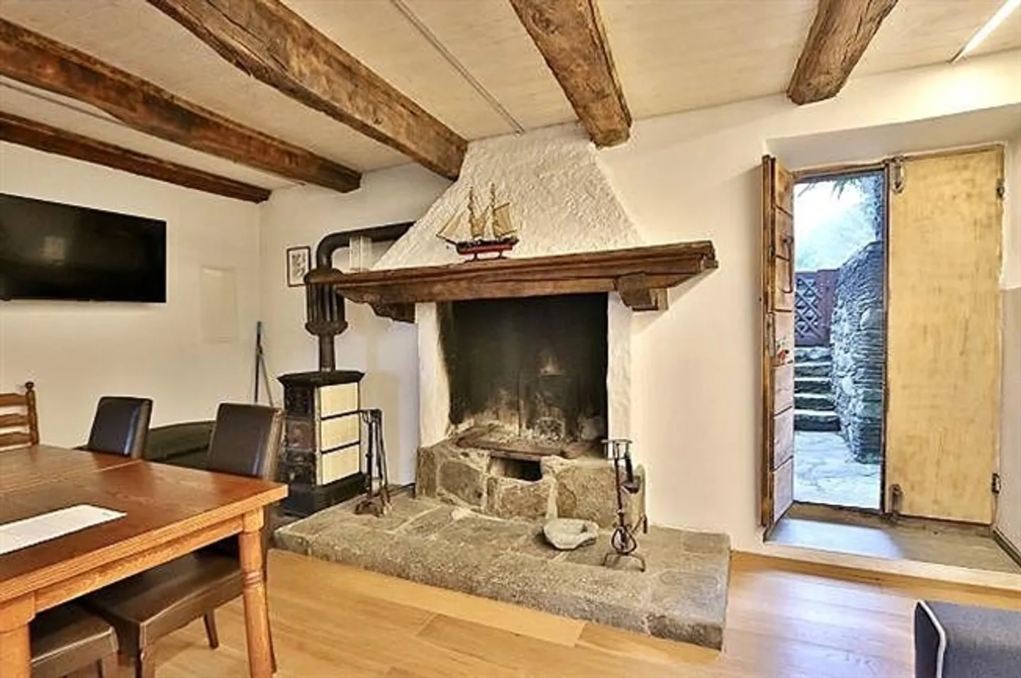 «appartamento di 2 1/2 locali ultimo piano con giardino e vista lago» - Foto 5 di 17