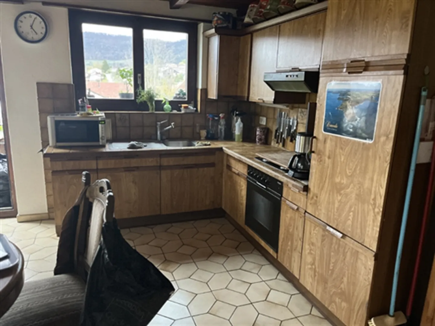 Investing and Working Under One Roof - Photo 7 of 10