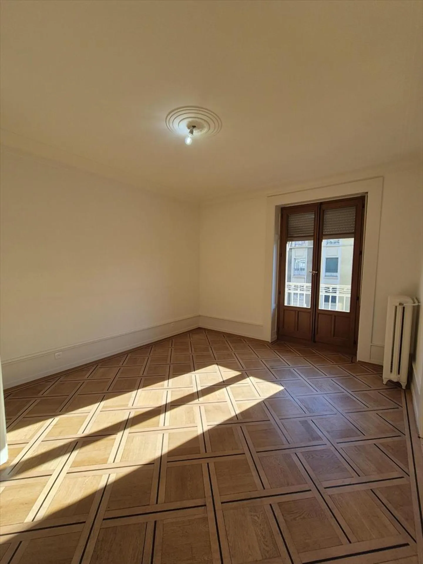 Appartement 4 pièces - Photo 3 sur 9