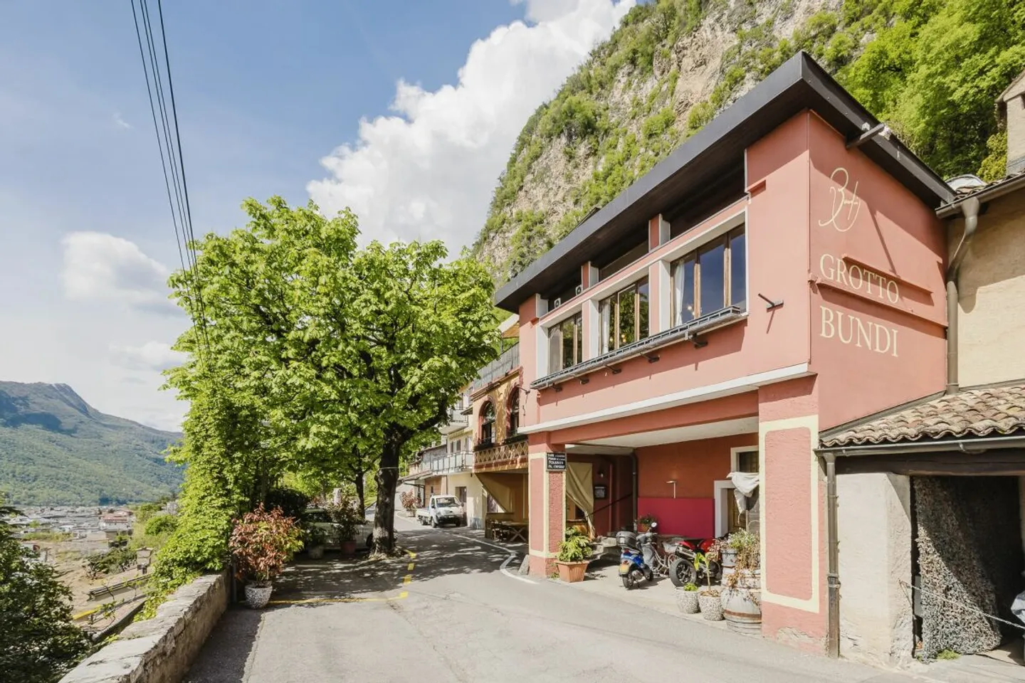 Grotto Bundi bei den Kellern von Mendrisio - Foto 22 von 31