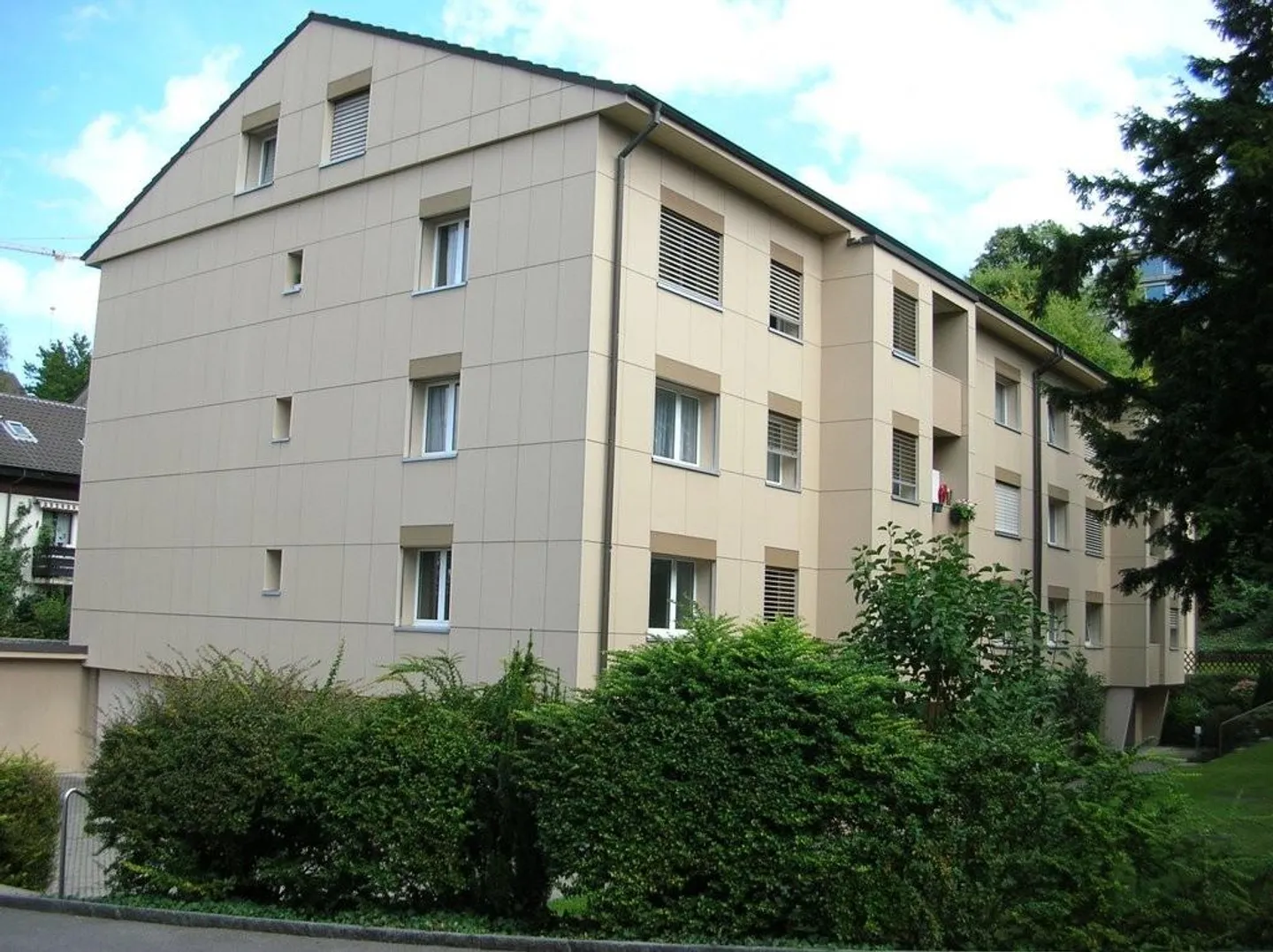 Your new home: 2-room apartment with balcony in a quiet location - Photo 1 of 8