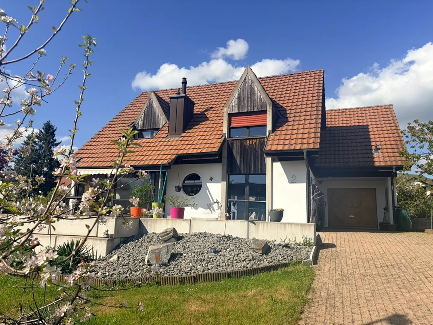Maison Familiale Charmante avec Piscine - Photo 3 sur 13