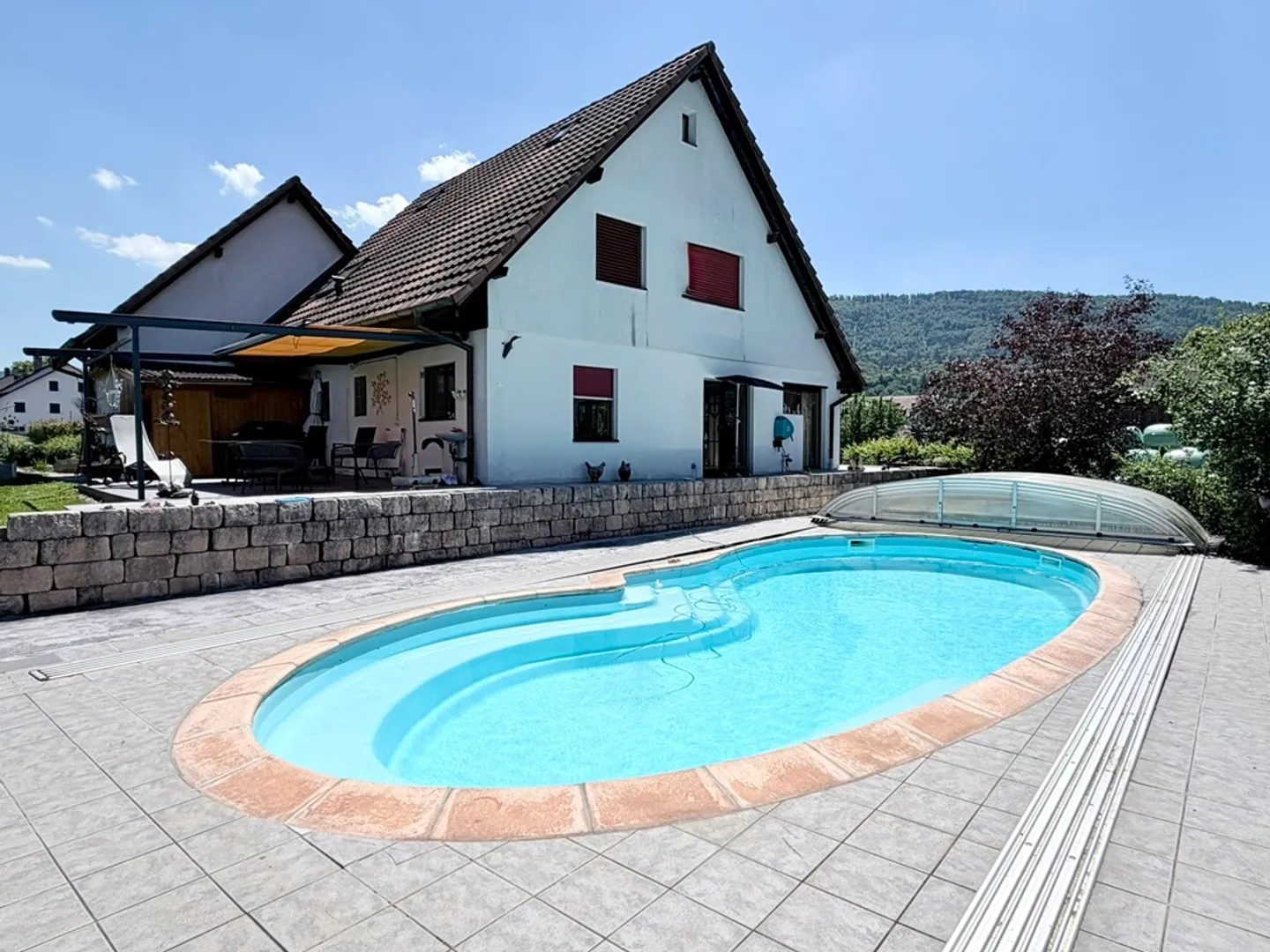 Maison Familiale Charmante avec Piscine - Photo 1 sur 13