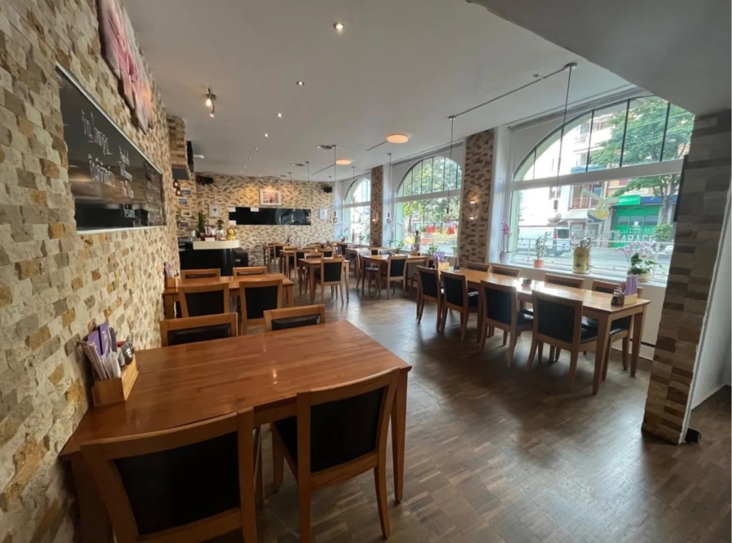 A Place Full of Opportunities - Restaurant & Commercial Unit with Soul in Birsfelden - Photo 1 of 7