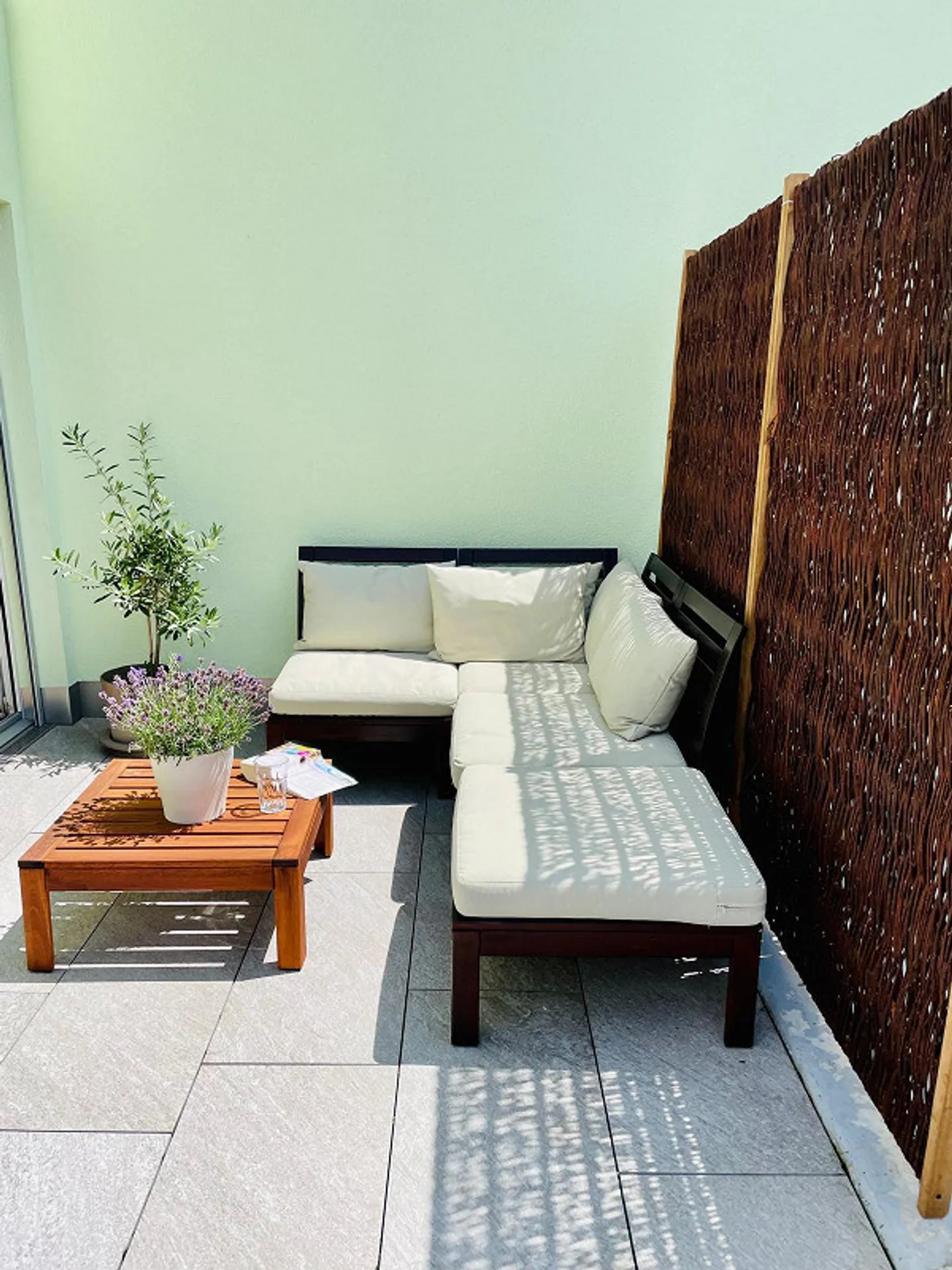Charming 1.5 Room Apartment in Bülach - Photo 2 of 7