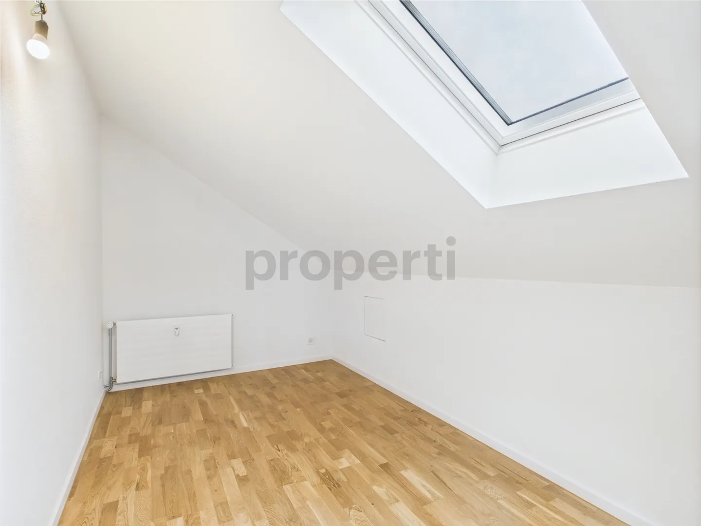 Charming 4.5-room apartment in a listed building in Büsserach - Photo 5 of 10