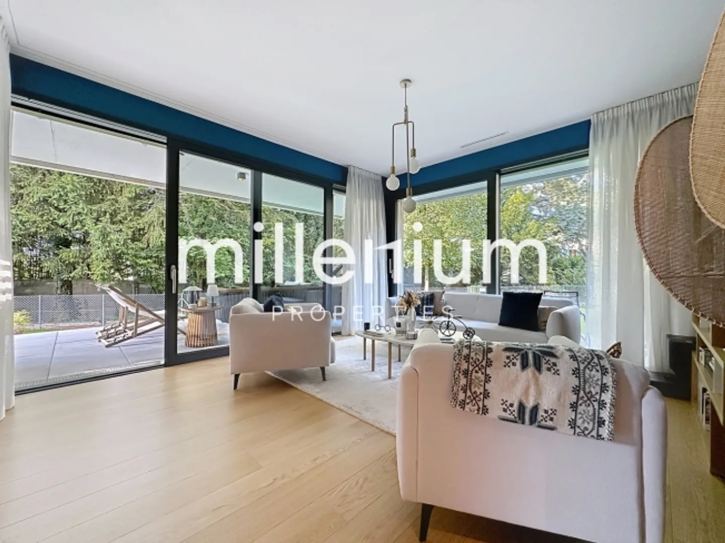 Zeitgenössische Wohnung mit privatem Garten - Chambésy - Foto 3 von 12