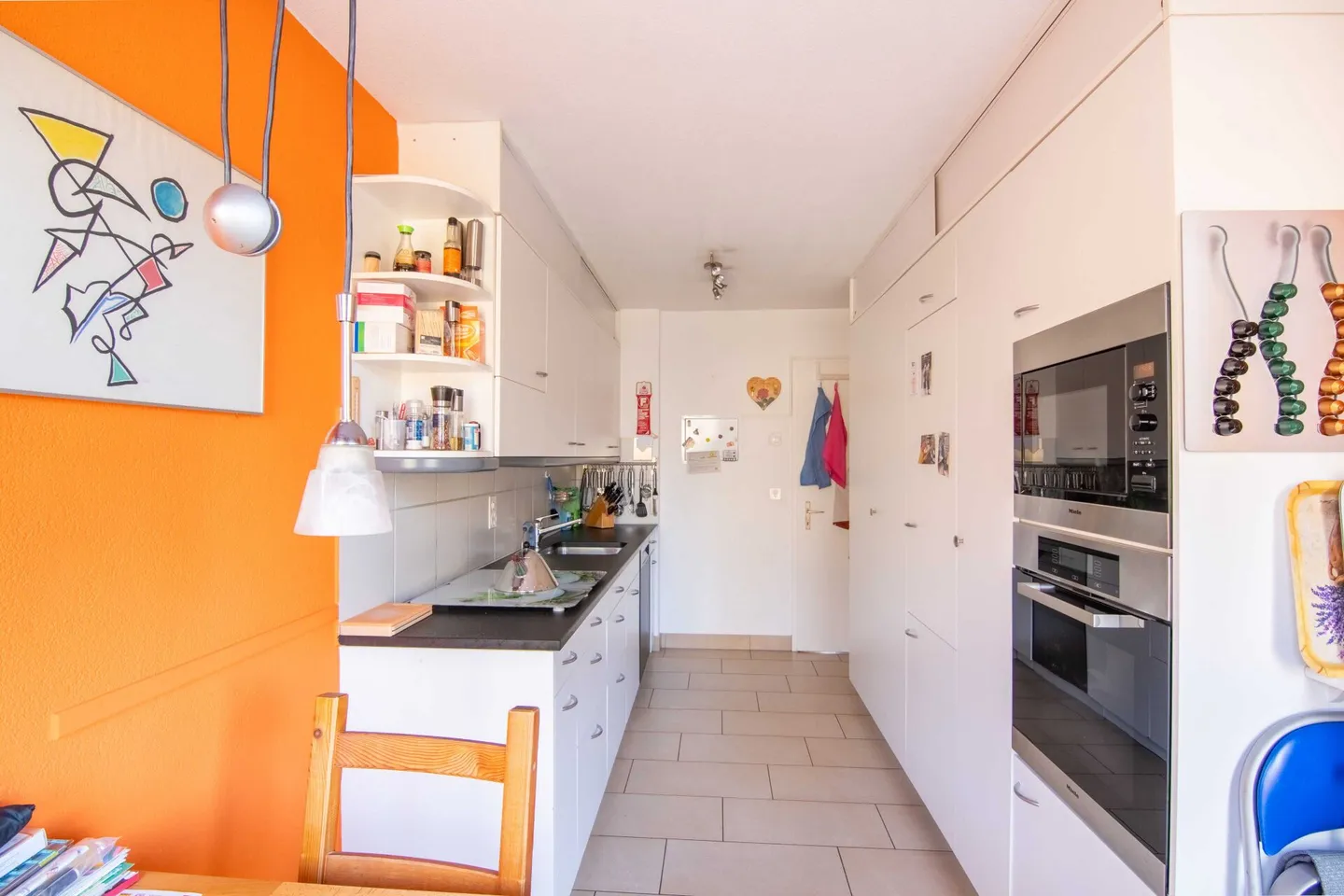 Charming 3.5-Room Apartment - Photo 8 of 25