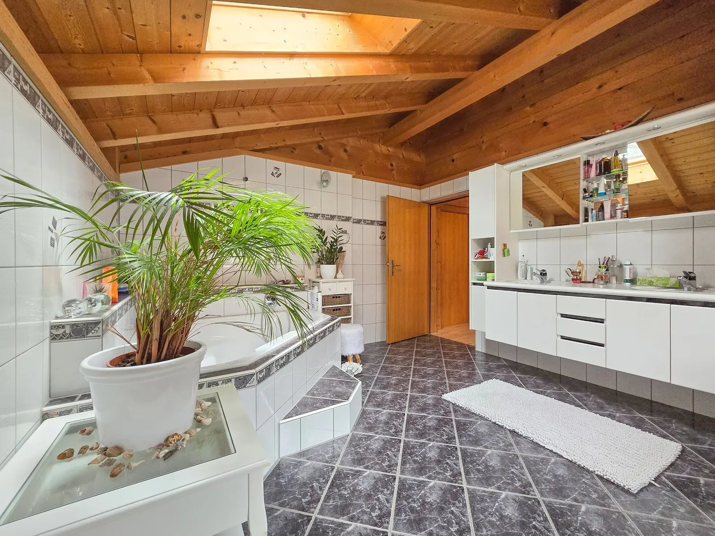 Maison individuelle de 7,5 pièces avec terrain à bâtir - Photo 17 sur 33