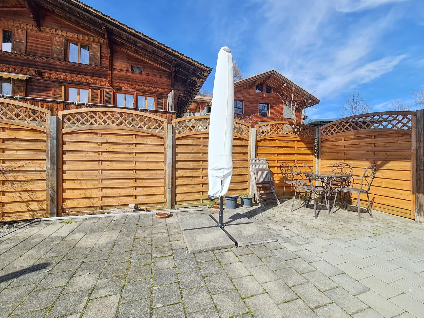 Maison individuelle de 7,5 pièces avec terrain à bâtir - Photo 26 sur 33