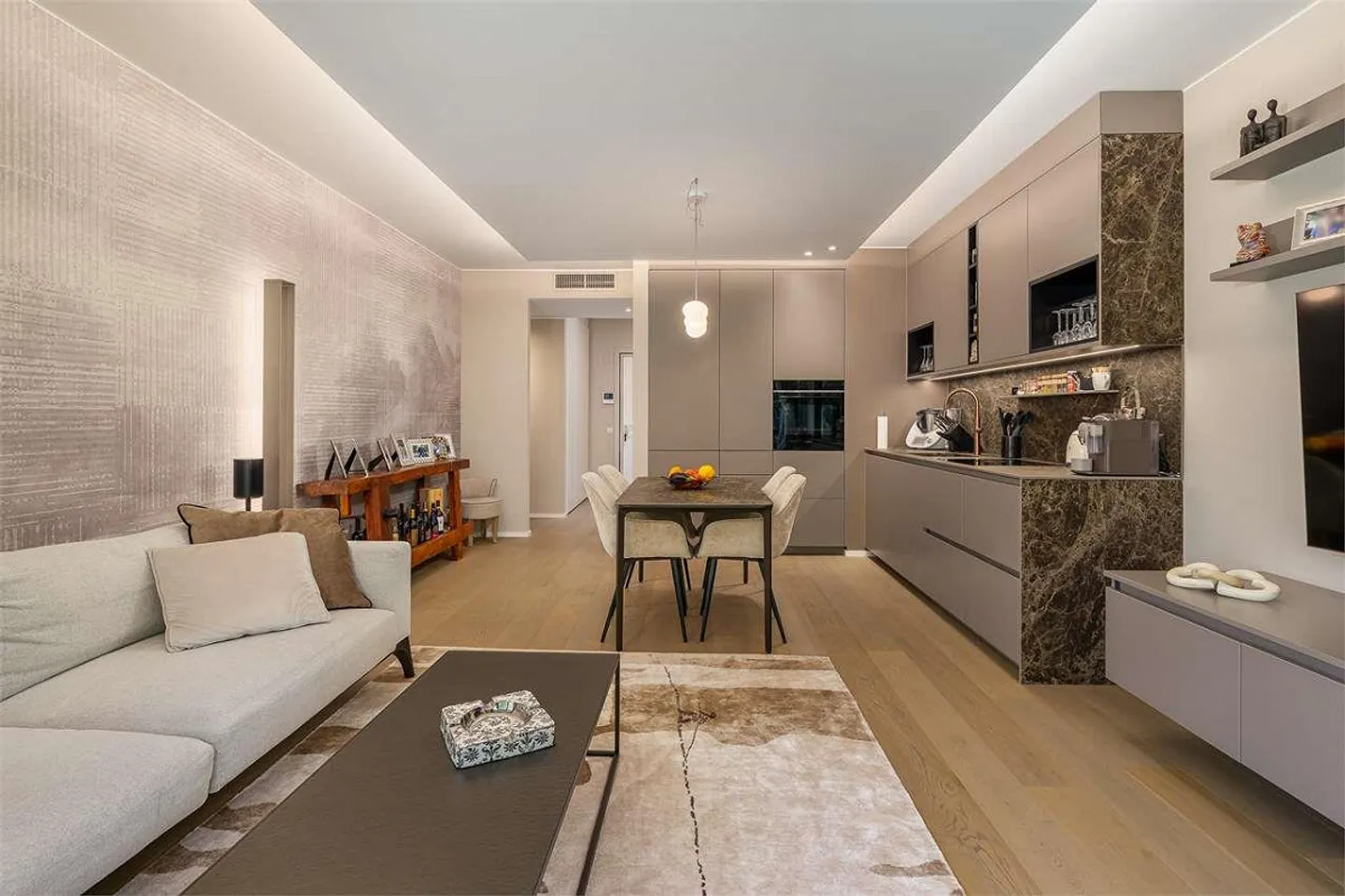 Elegant 3.5-room apartment completely renovated in Viga - Photo 3 of 13