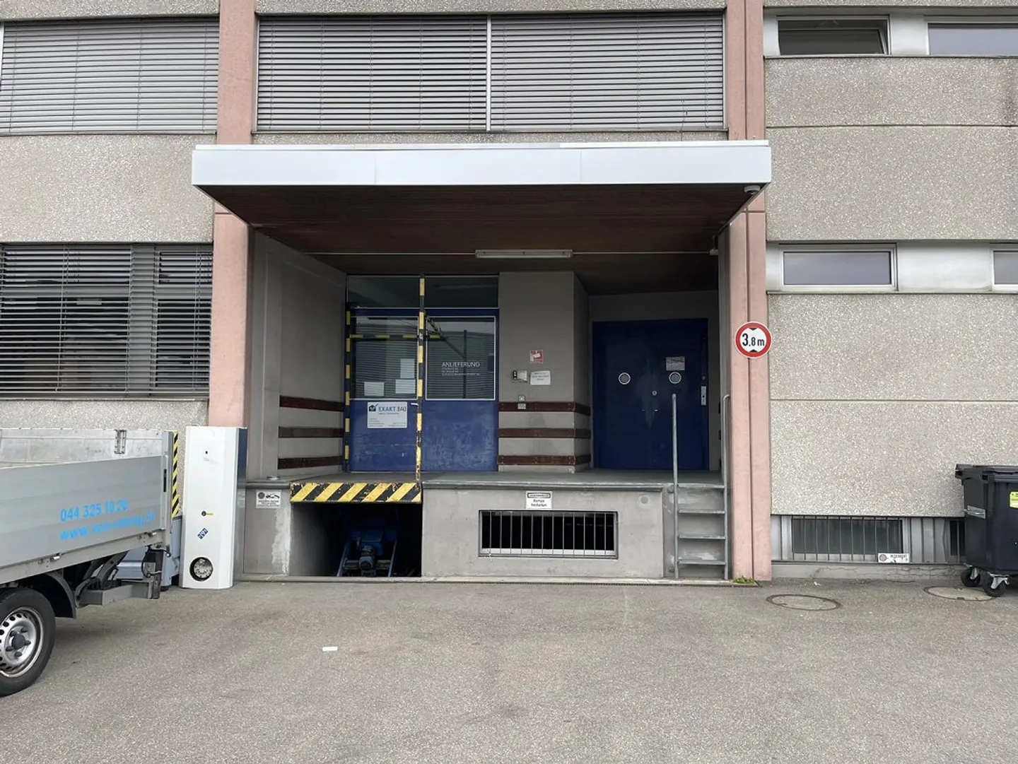 Attraktive Gewerbe-/Lagerfläche zu vermieten - Foto 4 von 6