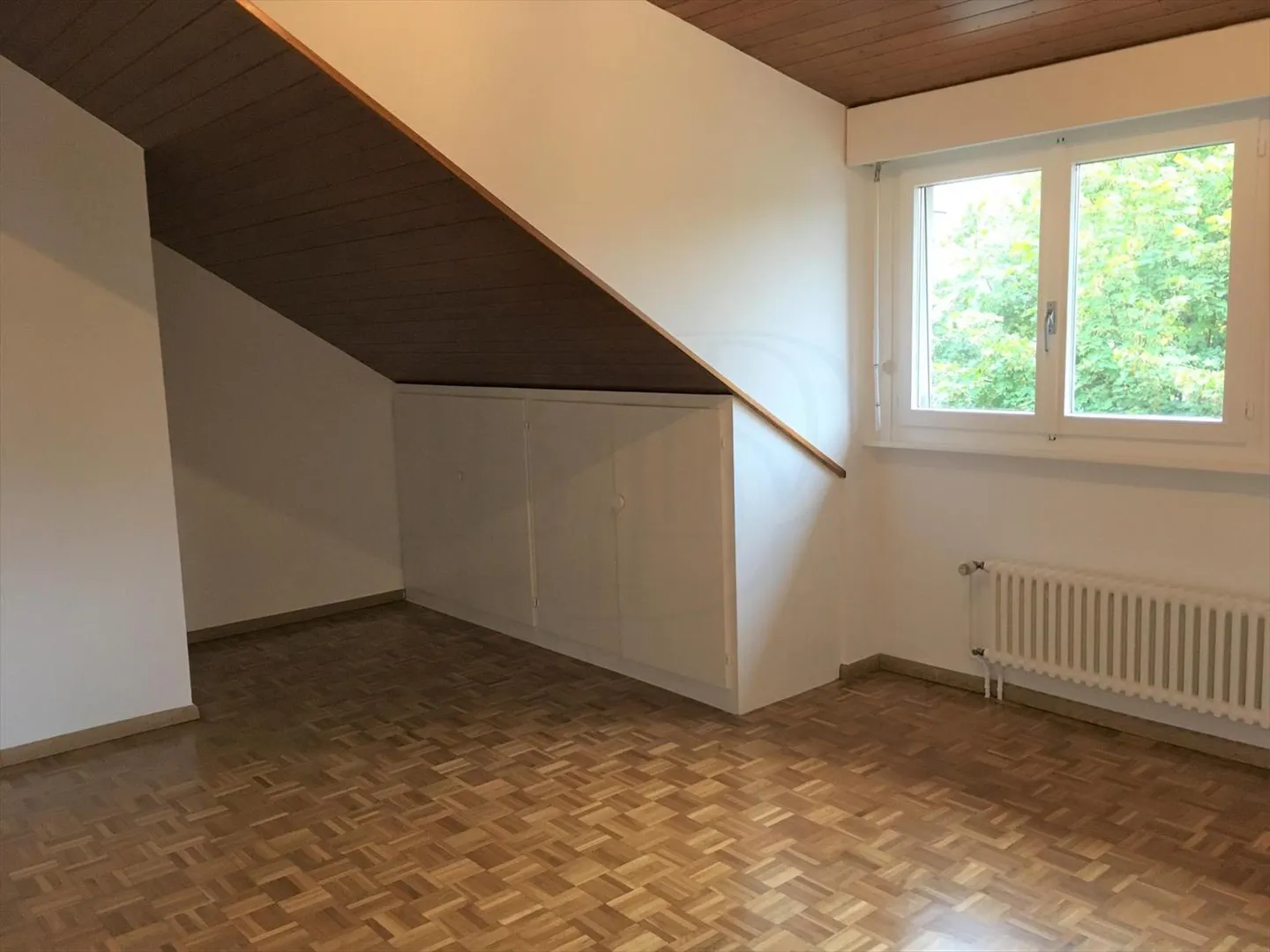 6-room duplex apartment on the 1st floor - Photo 7 of 10