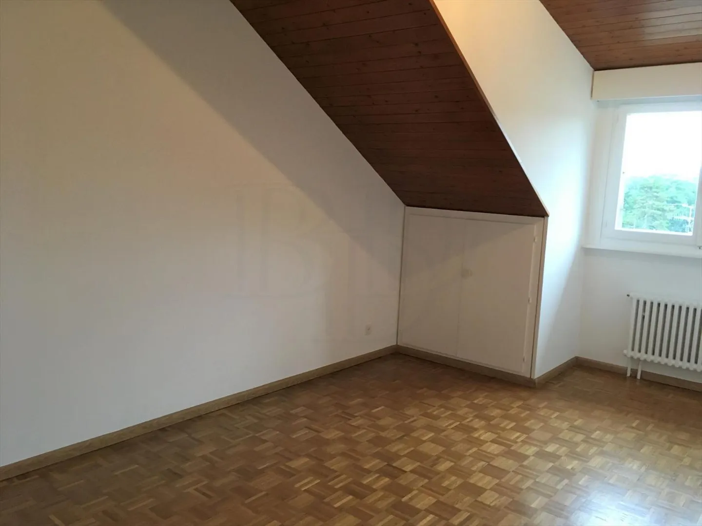 6-room duplex apartment on the 1st floor - Photo 9 of 10