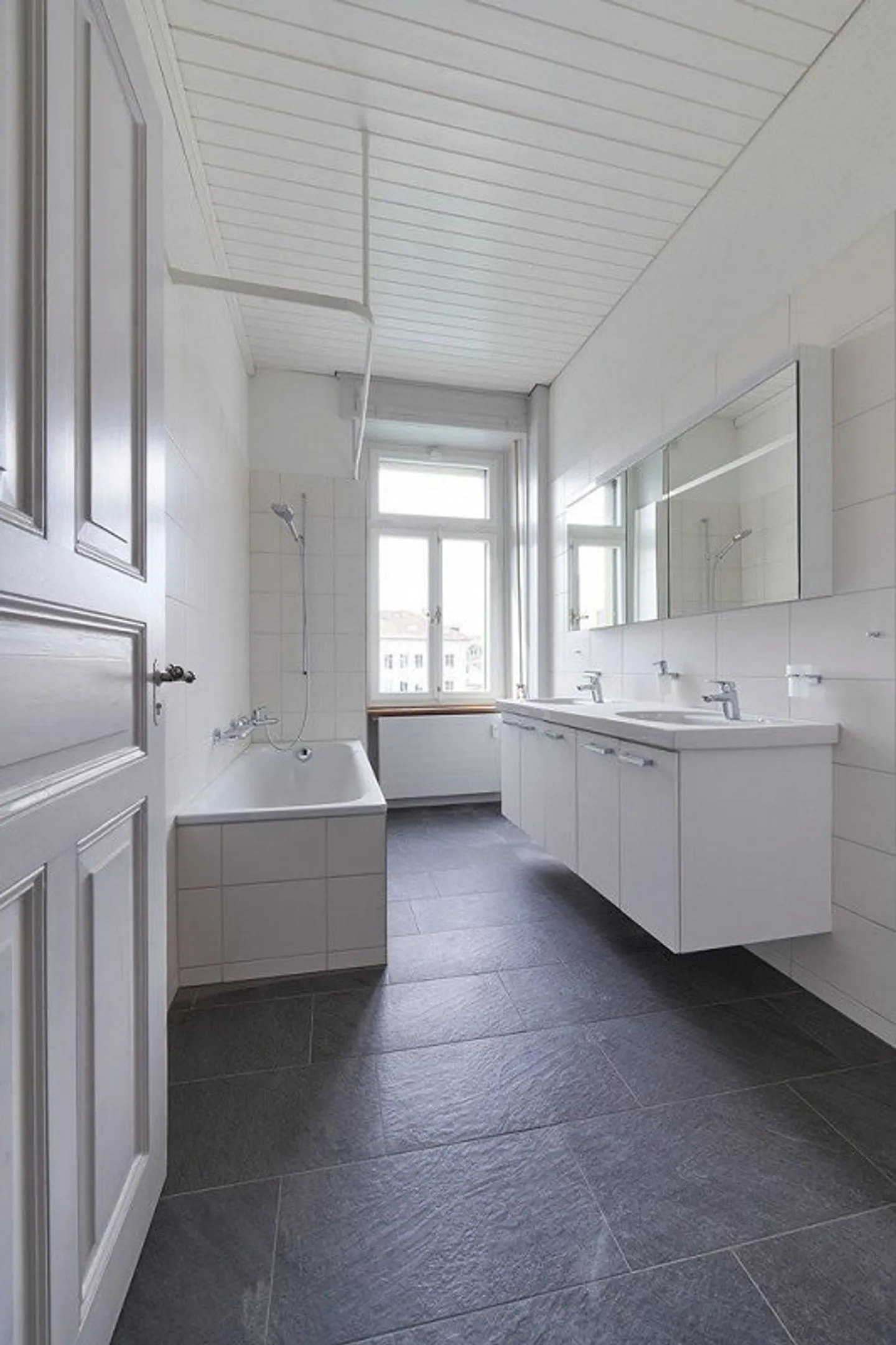 Wunderschön wohnen im Herzen von Thun! - Photo 3 of 12