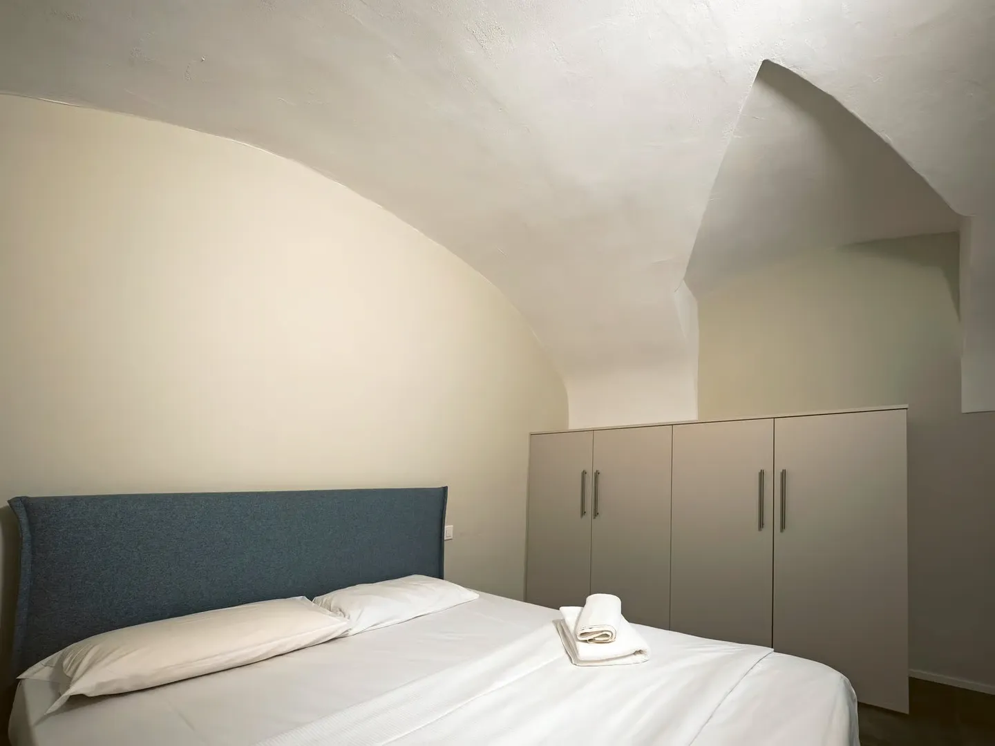 Furnished 2-room apartment in Muralto - monthly contracts - Photo 10 of 11