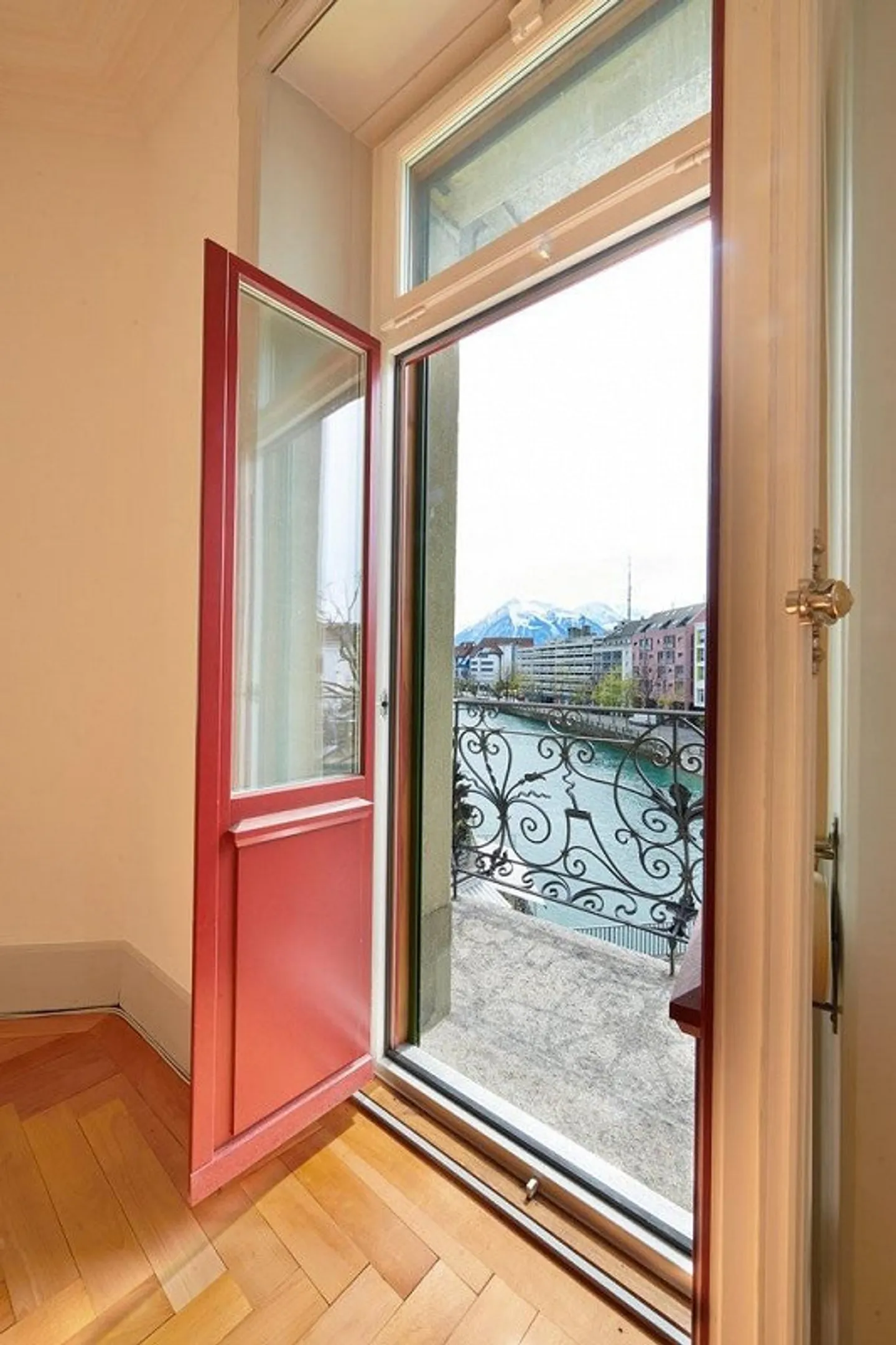 Wunderschön wohnen im Herzen von Thun! - Photo 11 of 12