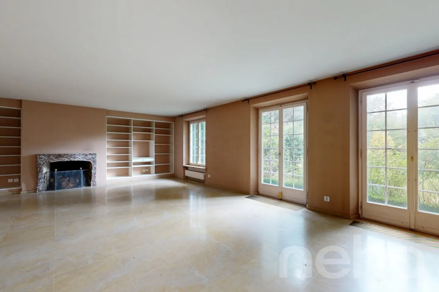 Family Villa with Dream Garden - Photo 3 of 12