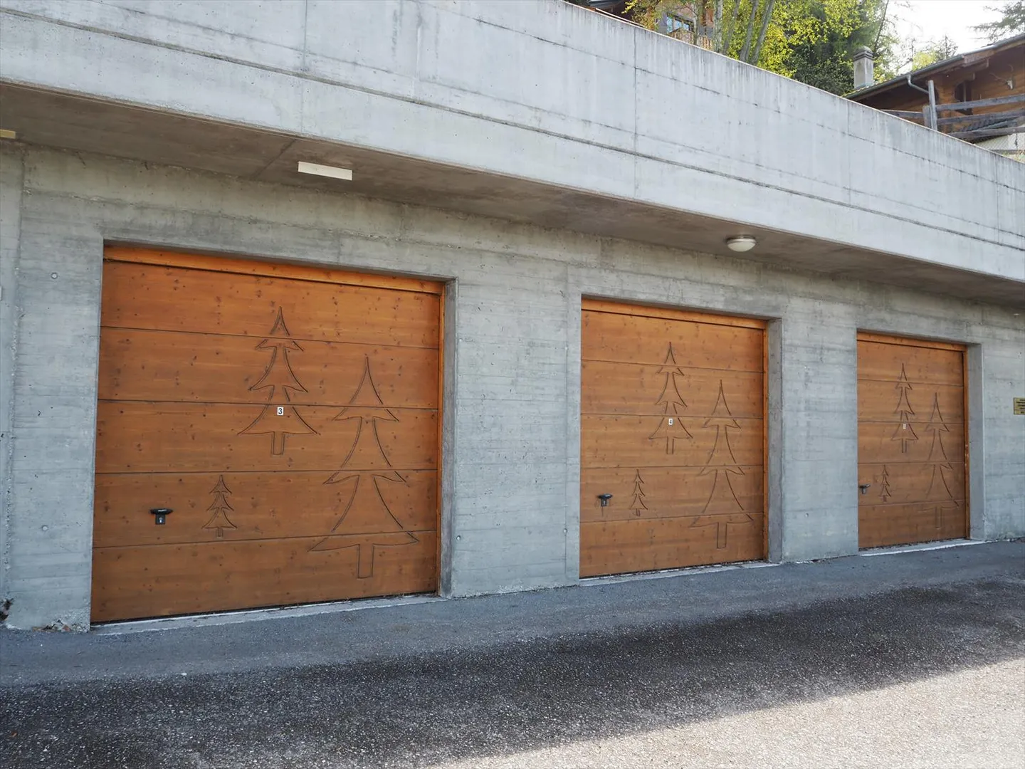 Terrain constructible, libre de mandat à côté du Bisse - Photo 7 sur 15