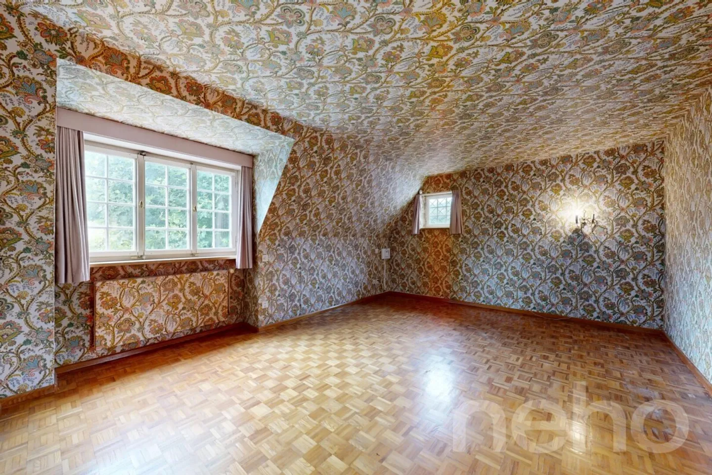 Family Villa with Dream Garden - Photo 8 of 12