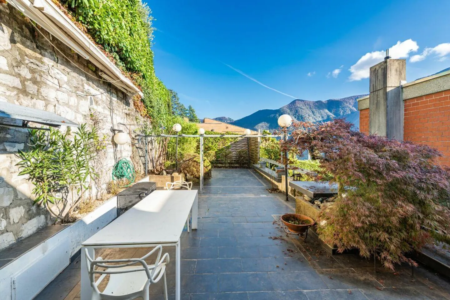 Terrazza con vista lago | TI - Foto 12 di 17