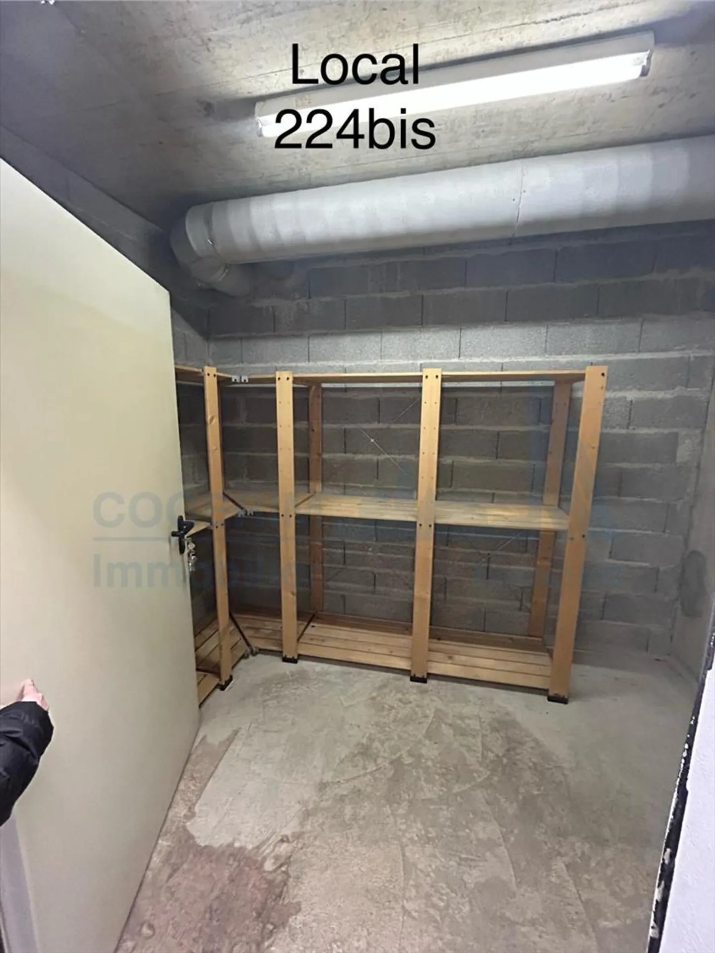 Dépôt 1 pièce - Photo 1 sur 1