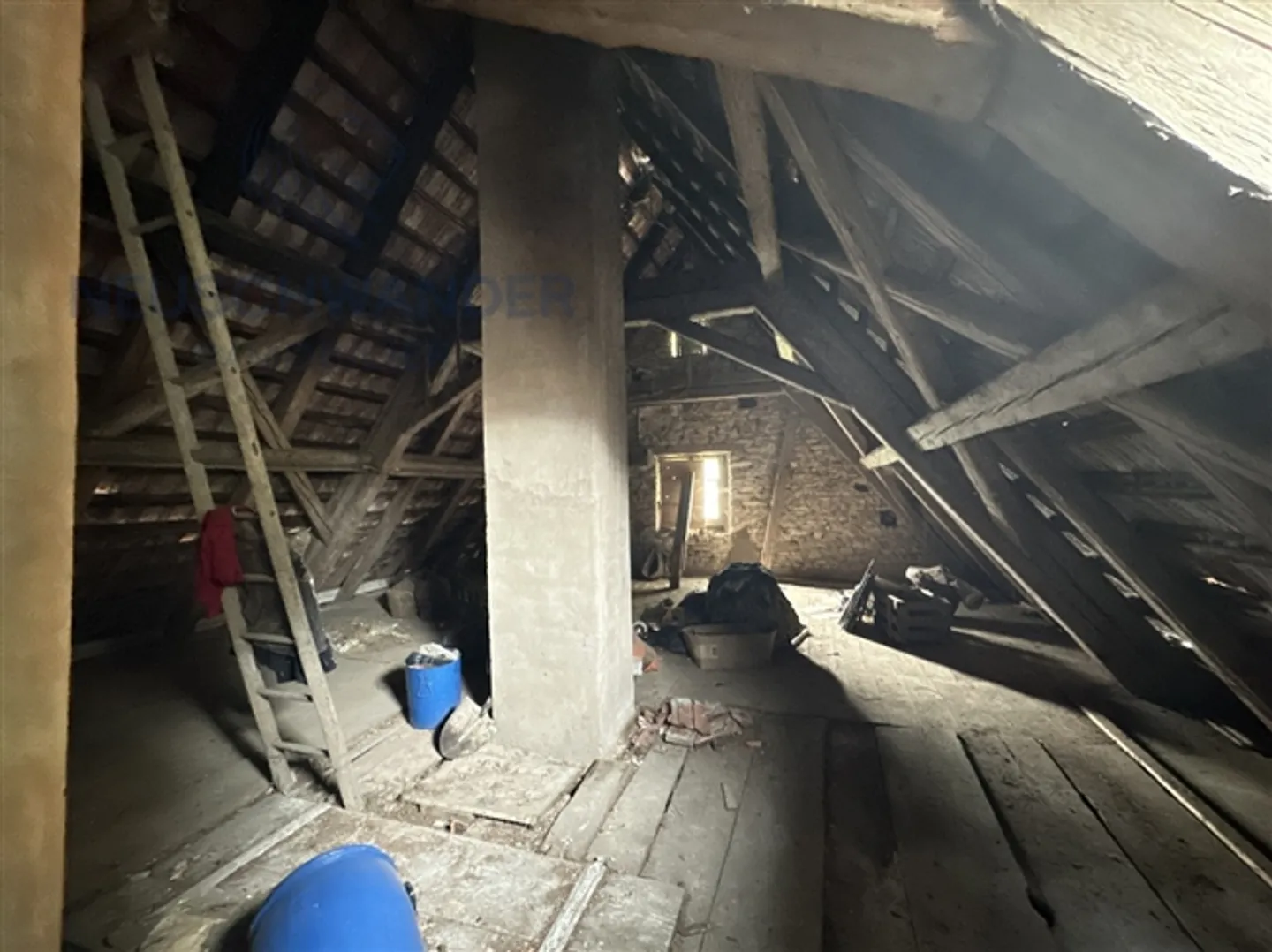 Authentic farmhouse to renovate with generous land - Photo 11 of 13