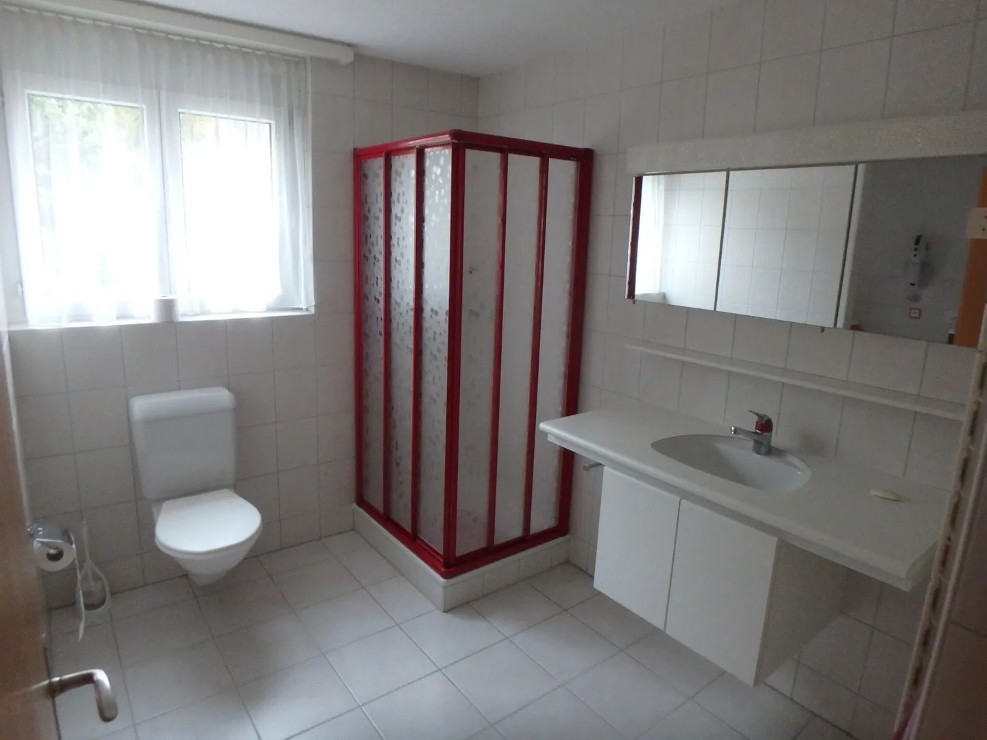 Grosszügiges, gepflegtes 5.5 Zi-Einfamilienhaus - Foto 6 von 11