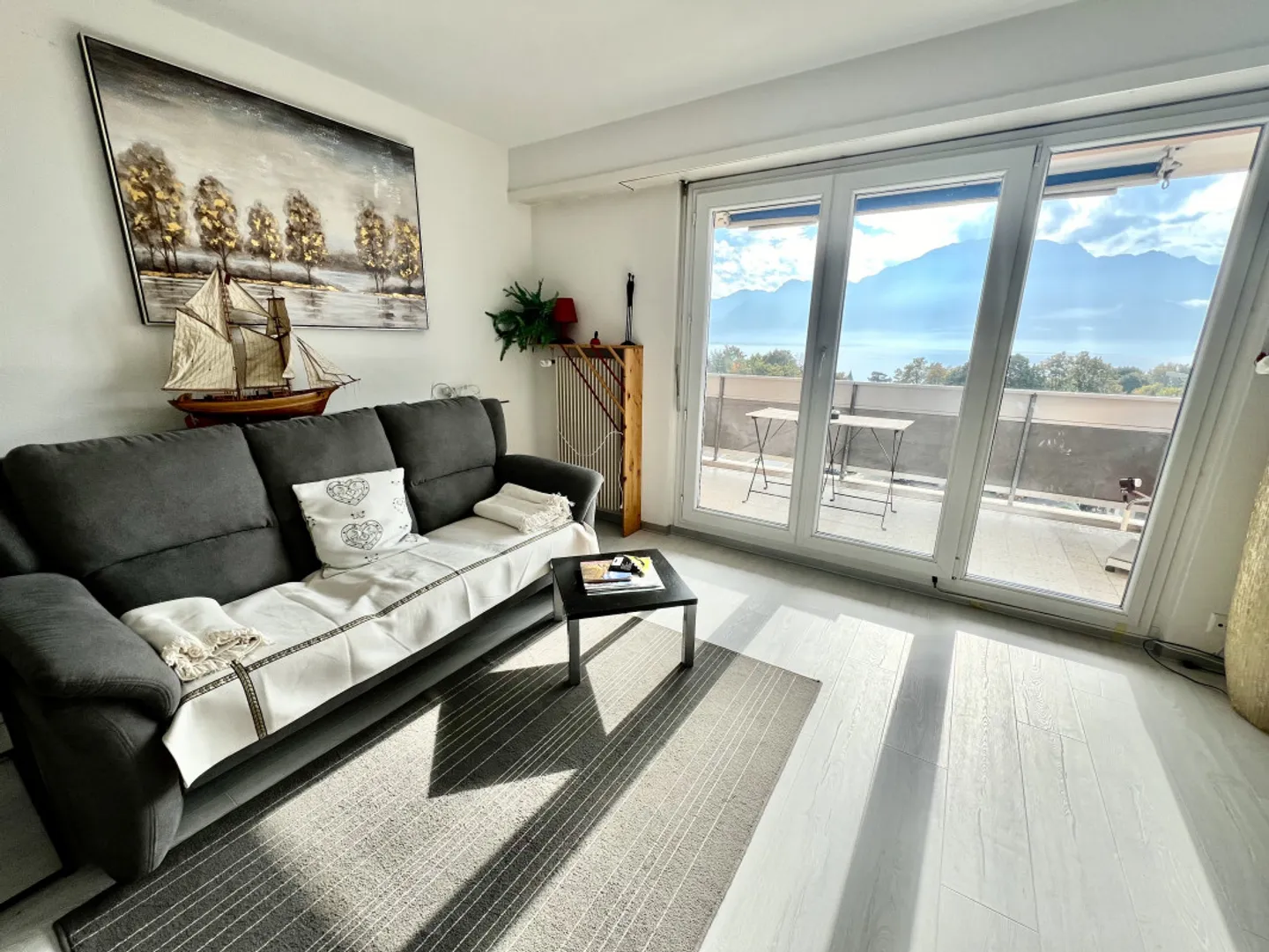 Magnifico appartamento di 2,5 locali con vista panoramica sul Lago di Ginevra - Clarens/Montreux - Foto 4 di 10