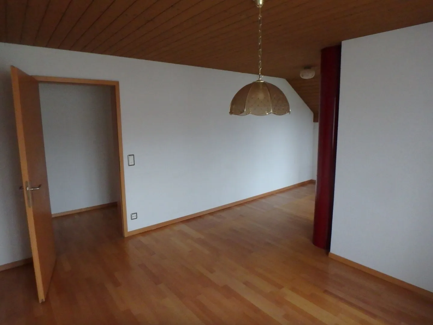 Grosszügiges, gepflegtes 5.5 Zi-Einfamilienhaus - Foto 8 von 11