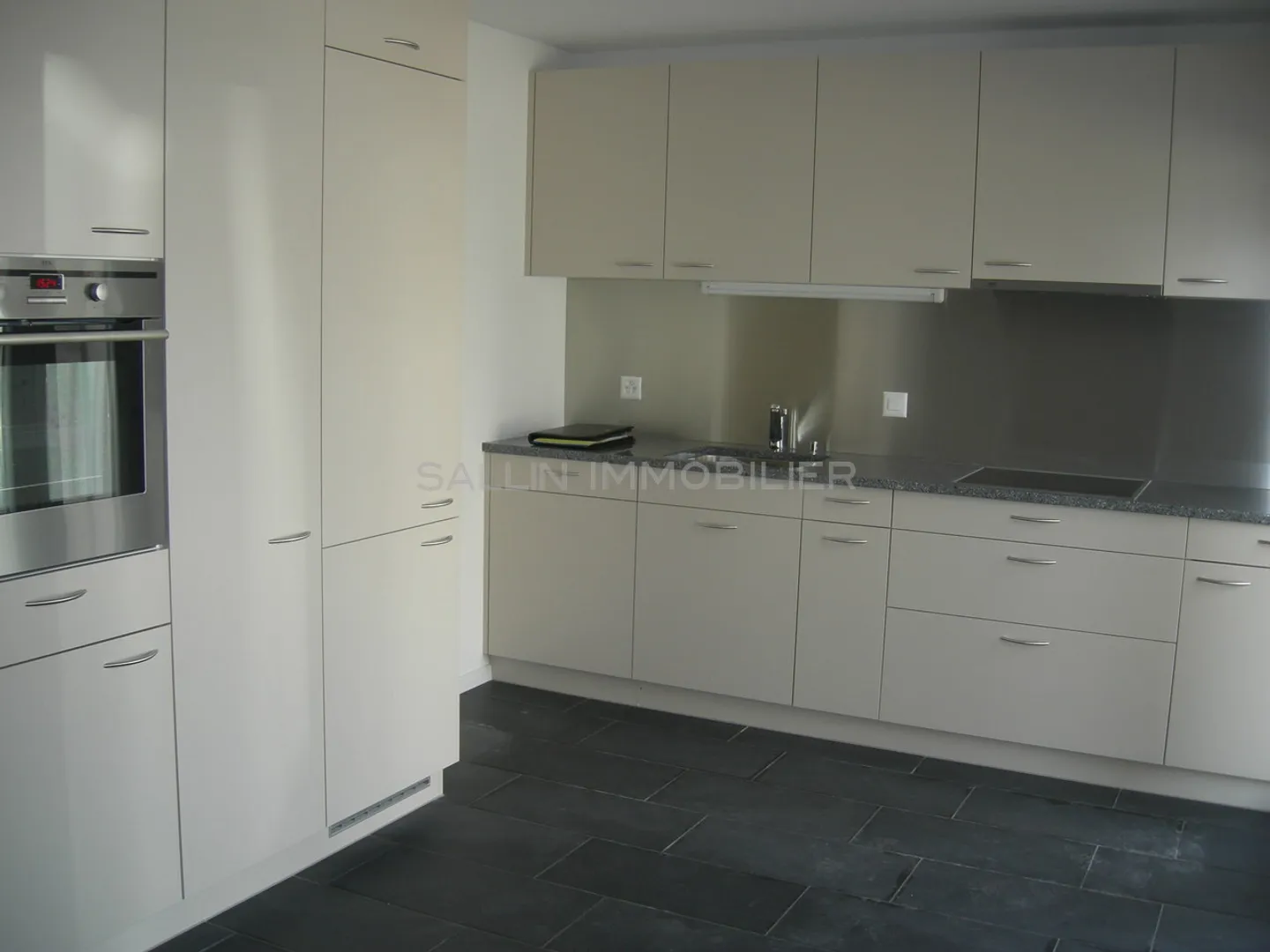 Appartamento 5.5 stanze - Foto 1 di 12