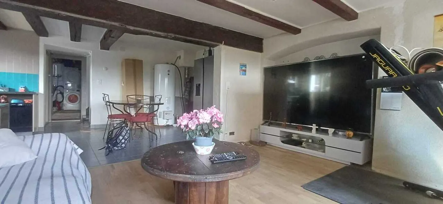 Wunderschönes Dorfhaus in Renovierung erweiterbar auf 6 Zimmer - Foto 1 von 11