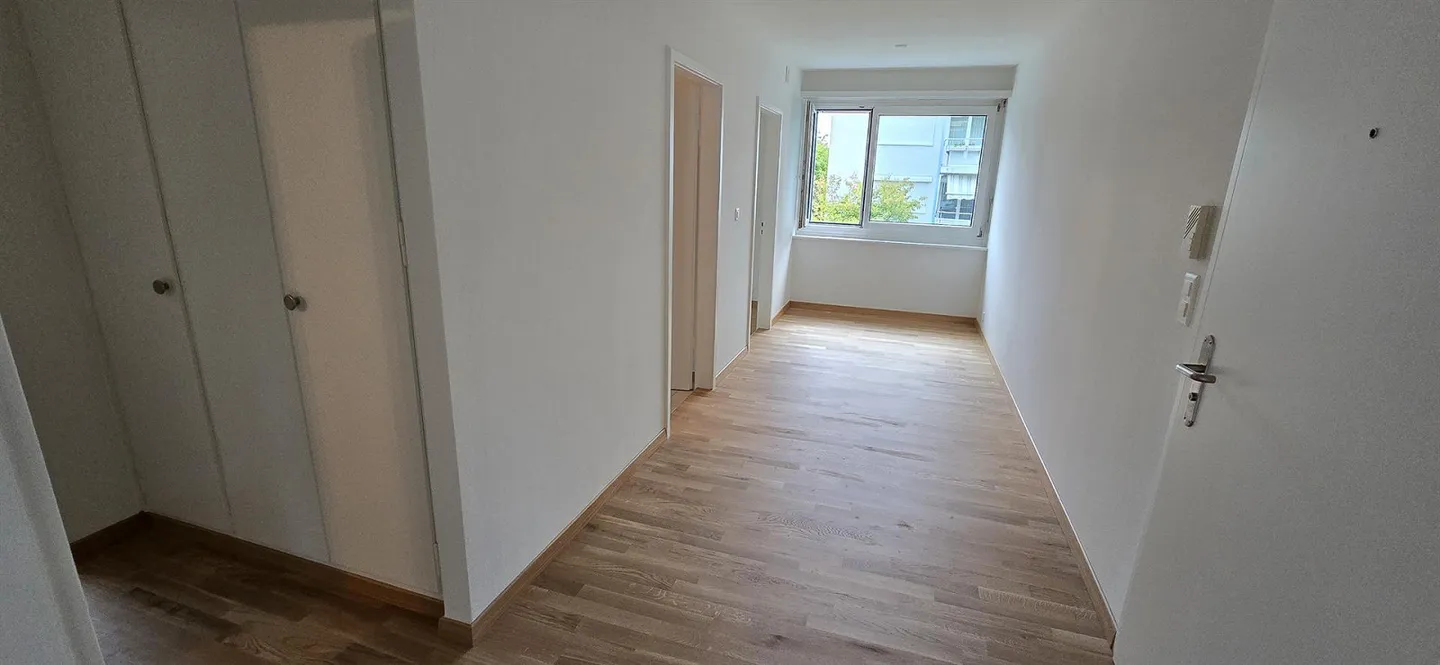 Charming 3.5-room apartment in Zollikerberg - Close to the city & in nature - Photo 1 of 8
