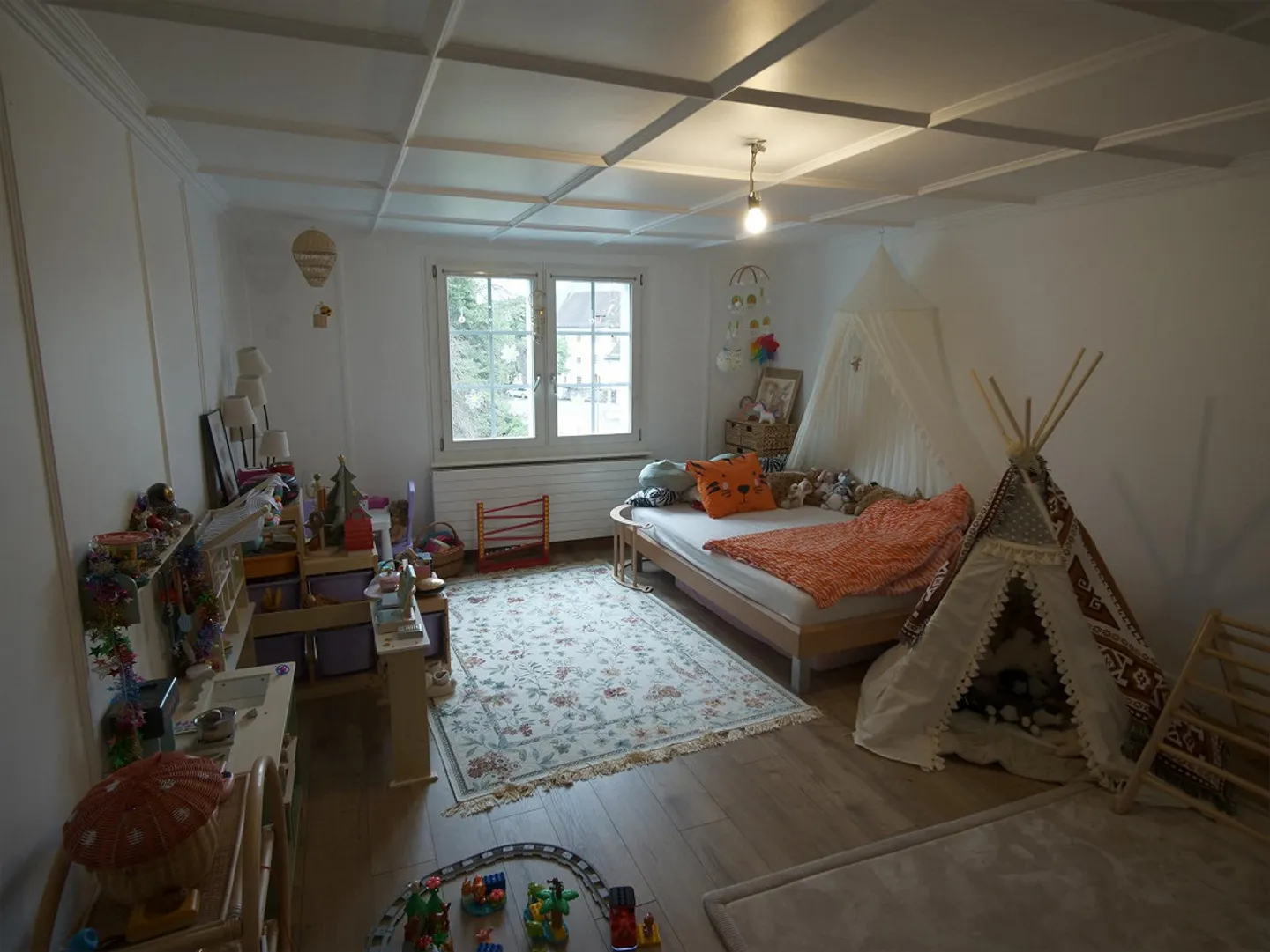 Bellissimo appartamento di 4 ½ stanze 150mq situato in posizione centrale - Foto 4 di 14