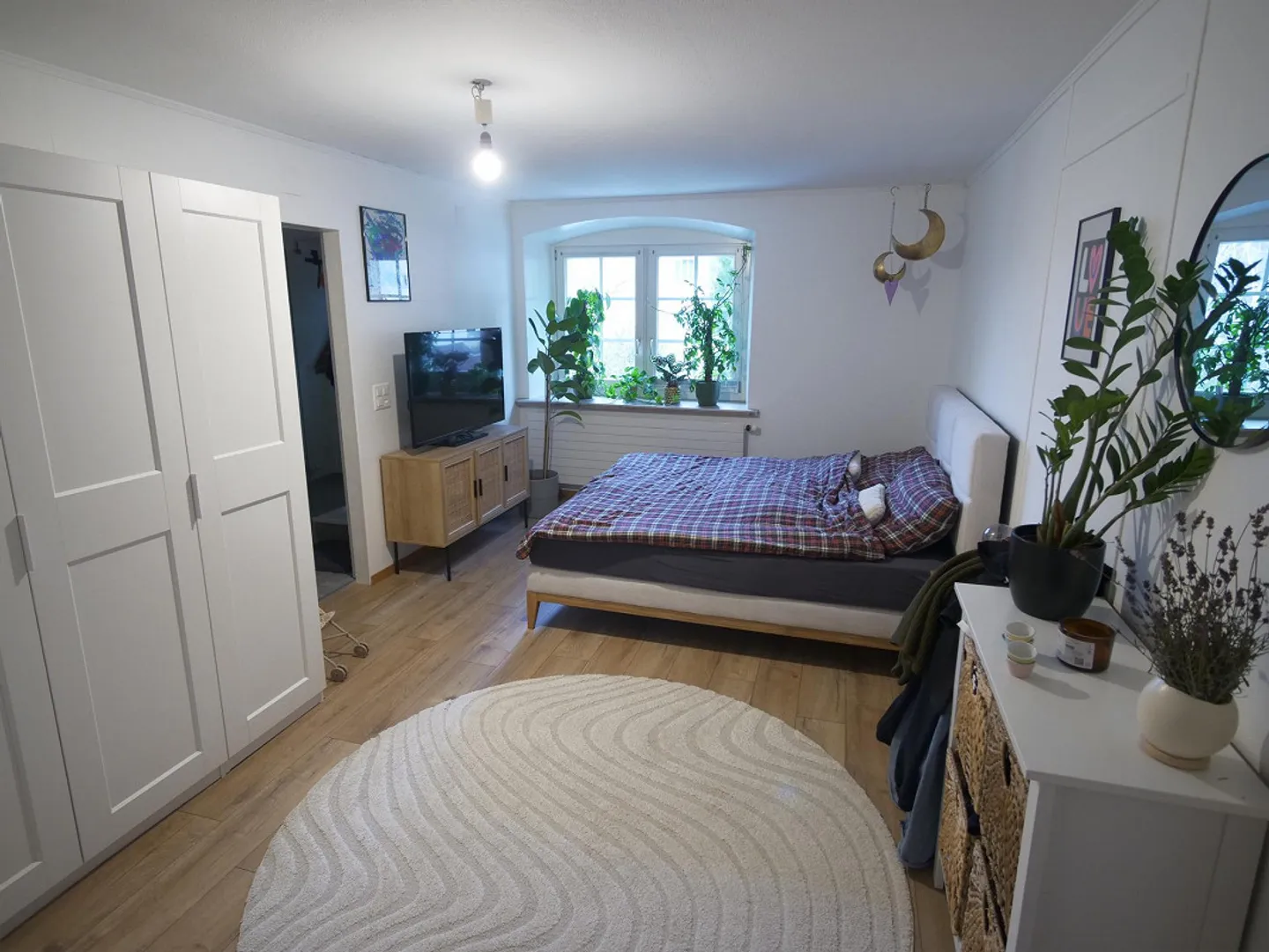 Bellissimo appartamento di 4 ½ stanze 150mq situato in posizione centrale - Foto 7 di 14