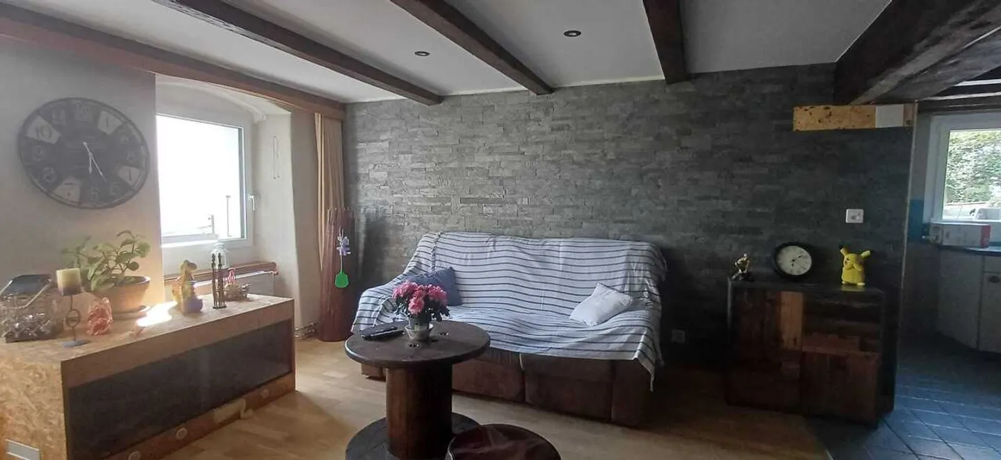 Wunderschönes Dorfhaus in Renovierung erweiterbar auf 6 Zimmer - Foto 2 von 11