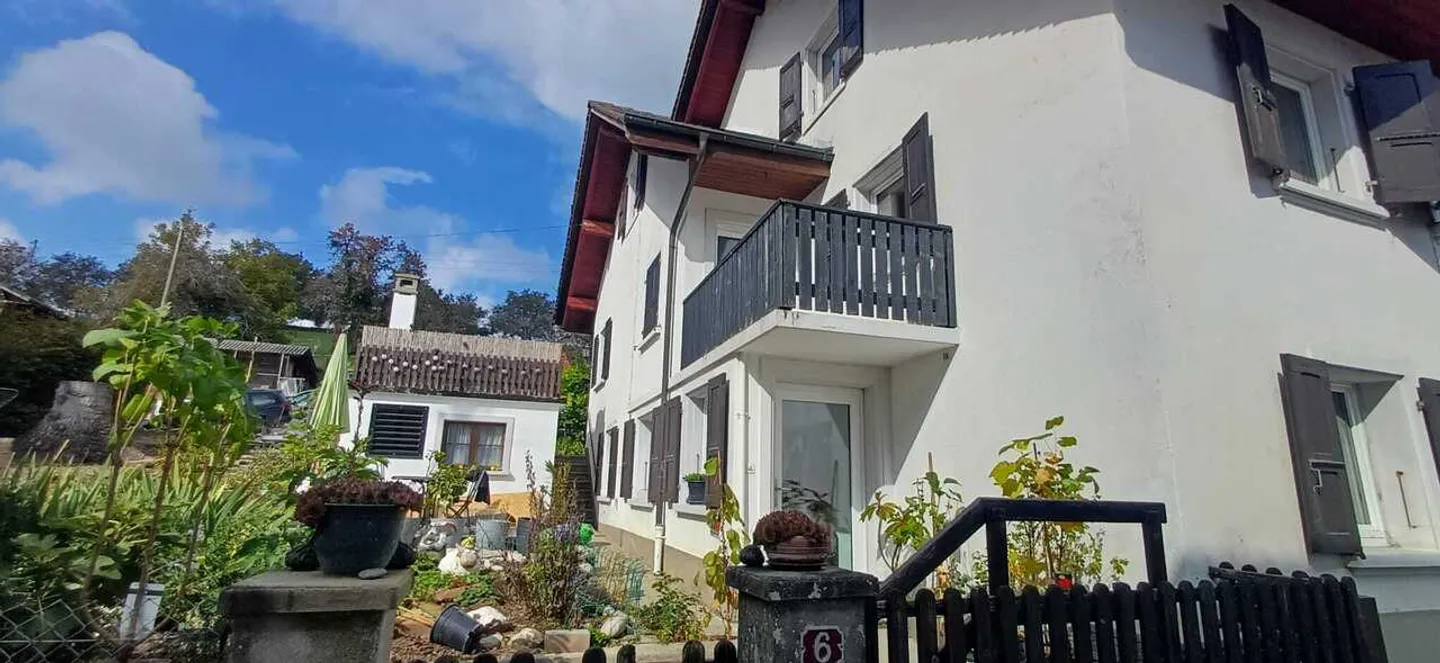 Wunderschönes Dorfhaus in Renovierung erweiterbar auf 6 Zimmer - Foto 5 von 11
