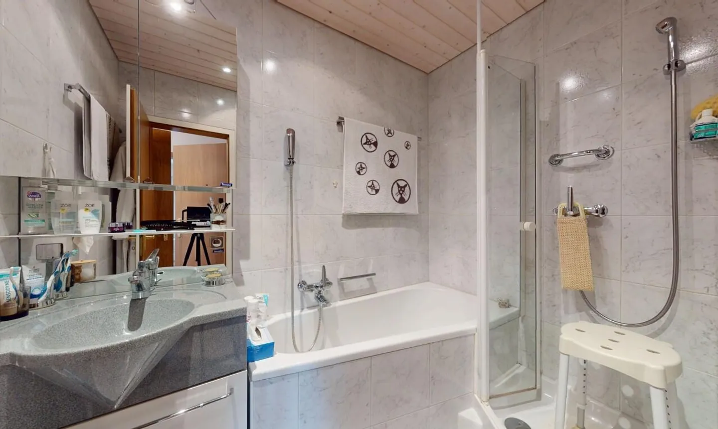 Residential Building Belp - Photo 9 of 11