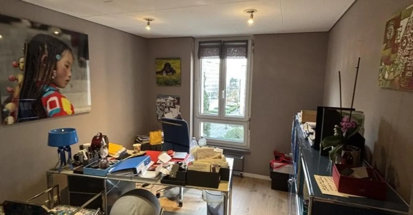 Zu ergreifen! Wunderschöner Büroraum in der Nähe aller Annehmlichkeiten in Nyon! - Foto 4 von 9