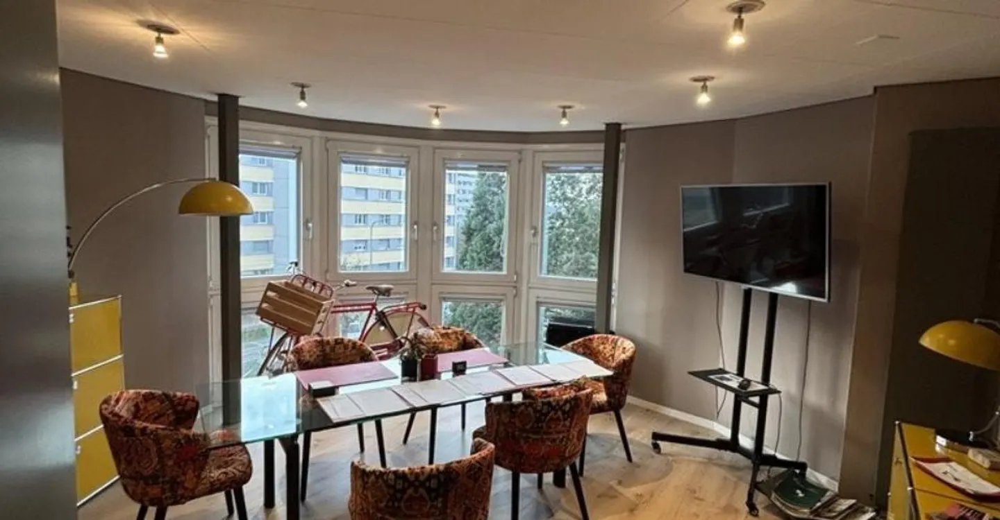 Zu ergreifen! Wunderschöner Büroraum in der Nähe aller Annehmlichkeiten in Nyon! - Foto 5 von 9