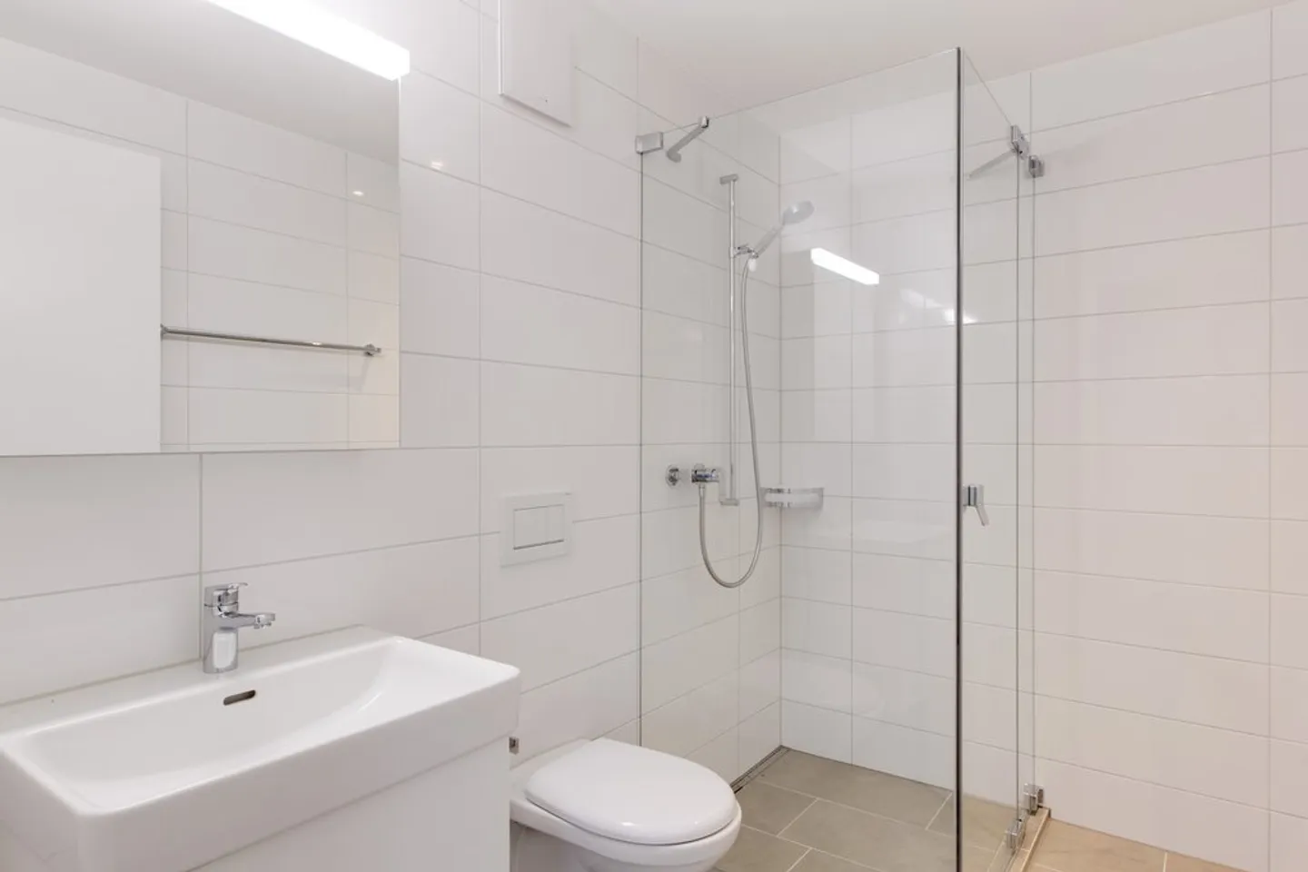 Condo for rent, Jakob-Fügli-Strasse 18 (Zürich, Switzerland) - Photo 5 of 5