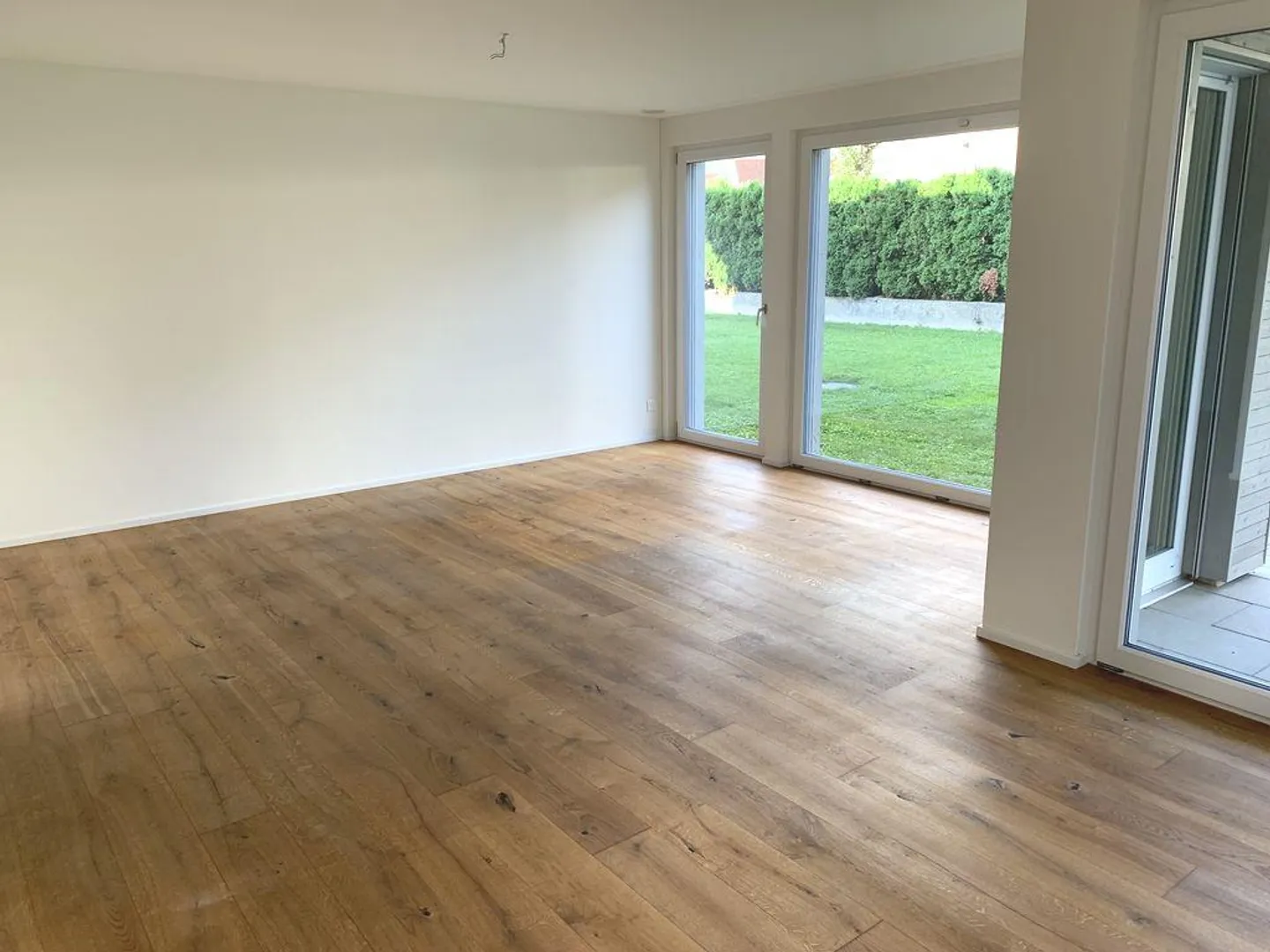 Moderne 2,5 Zimmerwohnung - Foto 2 von 9