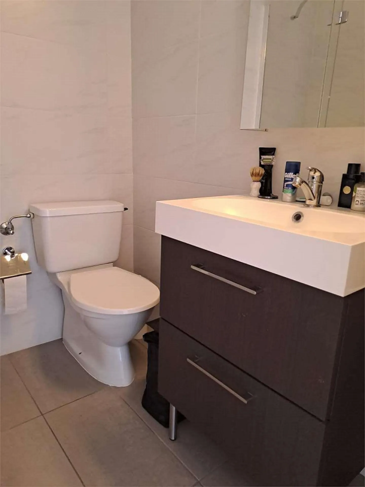 Three-room apartment with lake view in Lugano furnished - Photo 8 of 9