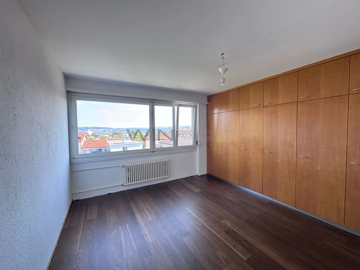 Lake View Apartment incl. 45 m² Multifunctional Storage - Photo 4 of 13
