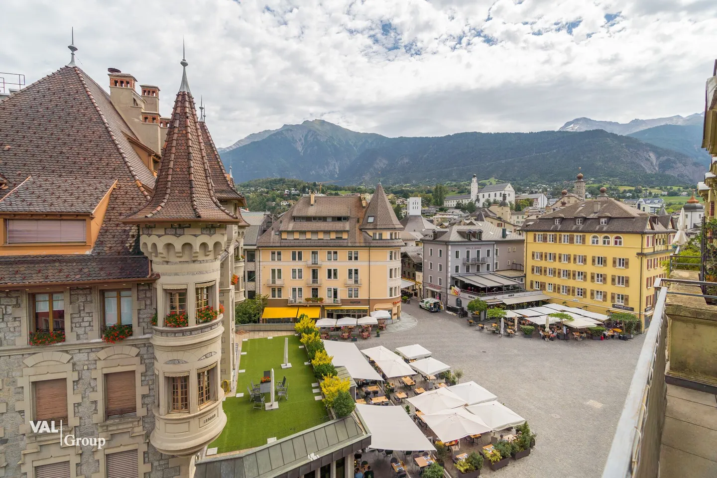 Appartamento duplex da sogno di 5,5 stanze nel cuore di Brig - il fascino urbano incontra il comfort moderno - Foto 15 di 20