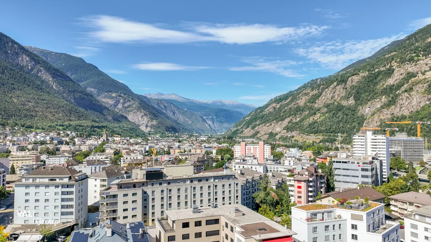 Appartamento duplex da sogno di 5,5 stanze nel cuore di Brig - il fascino urbano incontra il comfort moderno - Foto 20 di 20