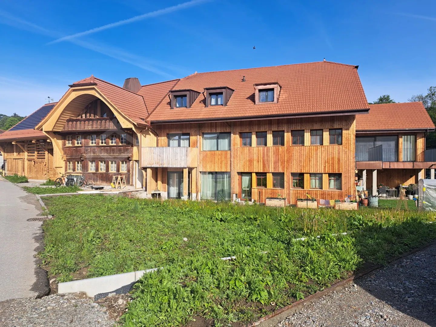 280m2 Triplex - Transformed Farm - Photo 1 of 12